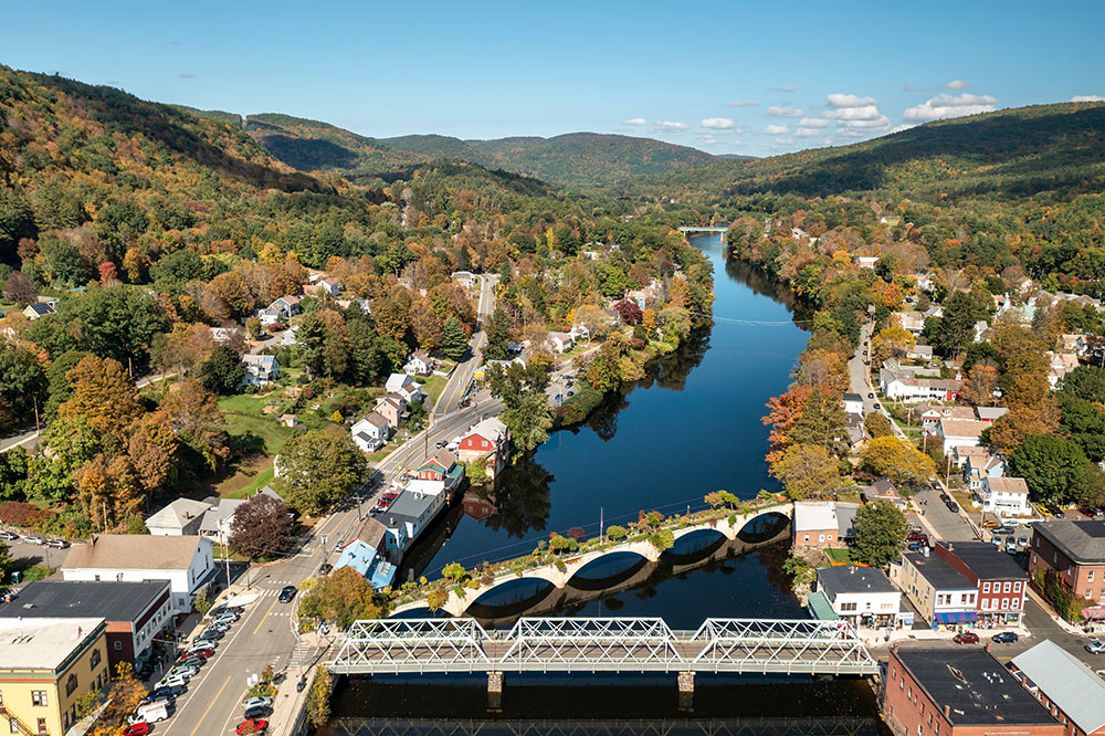 Chris Rapczynski Navigates Massachusetts Zoning Laws and Permits For Custom Home Contractors